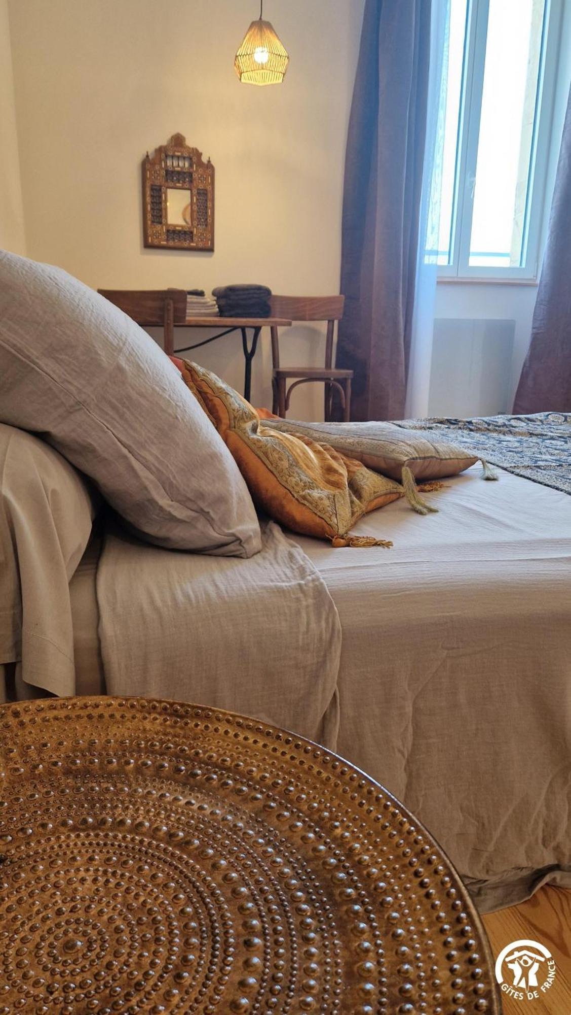 Aux Roses De Cedres Chambre Savane Salvagnac Exterior photo